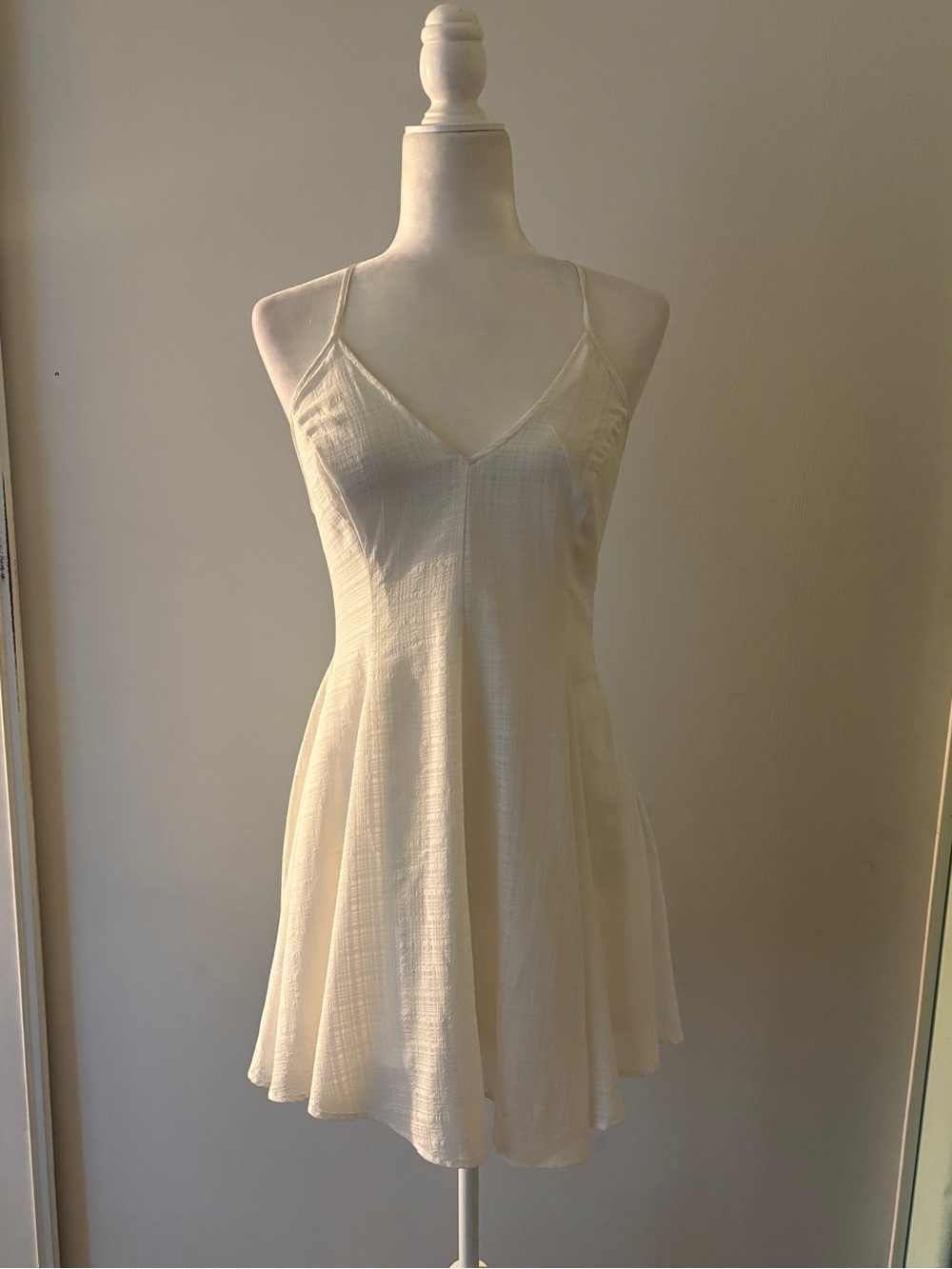Glamorous White Textured Spaghetti Strap Sundress